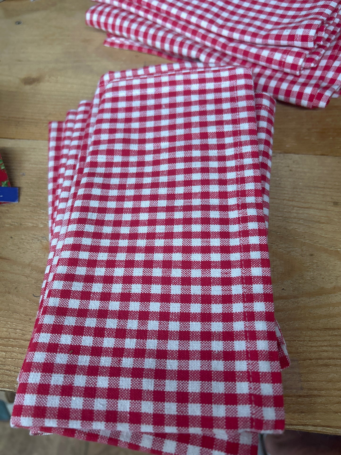 Williamsburg Collection Napkins (4+) - Red Checkered