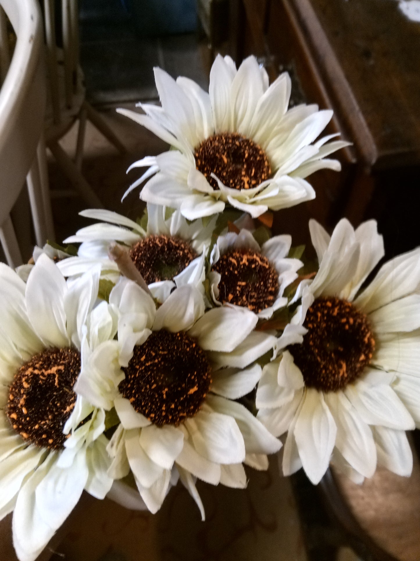 25" Sunflowers - Cream