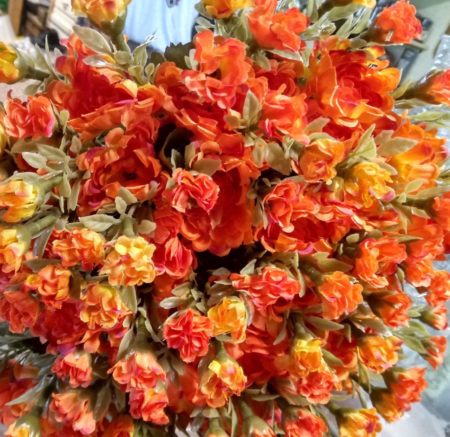 16" Mum Gold