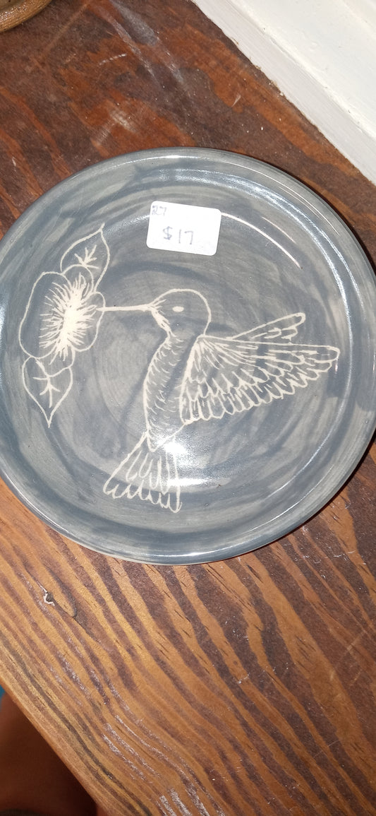 Little Plate Gray Sgraffito Hummingbird