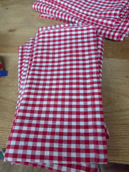 Williamsburg Collection Napkins (4+) - Red Checkered