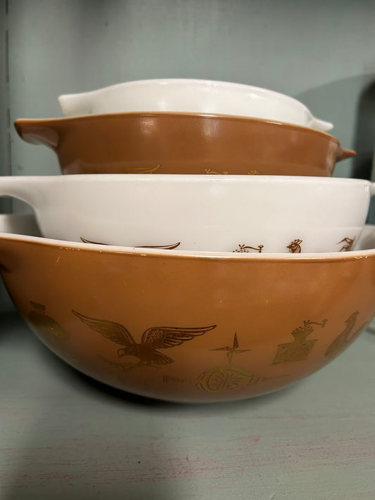 Vintage Pyrex American Heritage 4 piece set